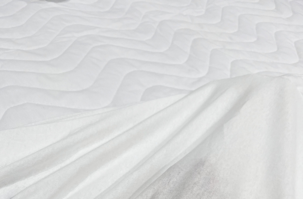 SARRA 70x140 KAPİTONE ALEZ BEBEK YATAĞI