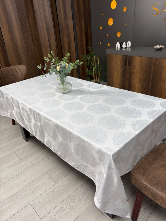 MİRAY HAZIR MASA ÖRTÜSÜ - TAÇ