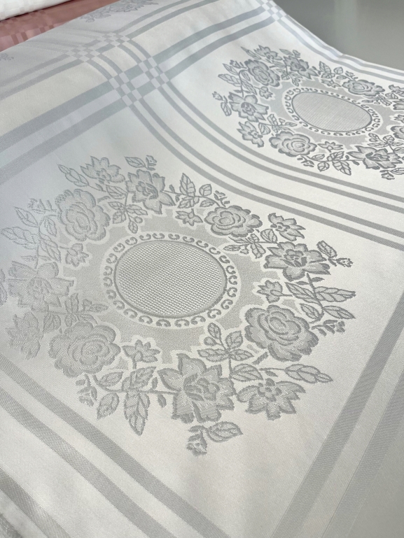 MİRAY MASA ÖRTÜSÜ - PEÇETE